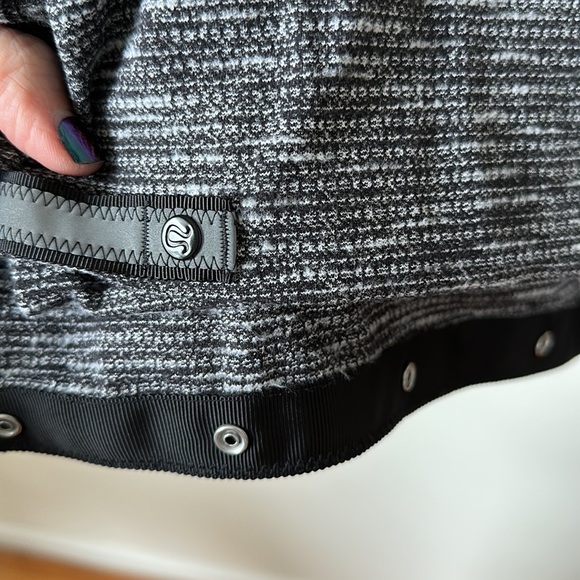 Lululemon Vinyasa Scarf Coco Pique Black White - Picture 7 of 7